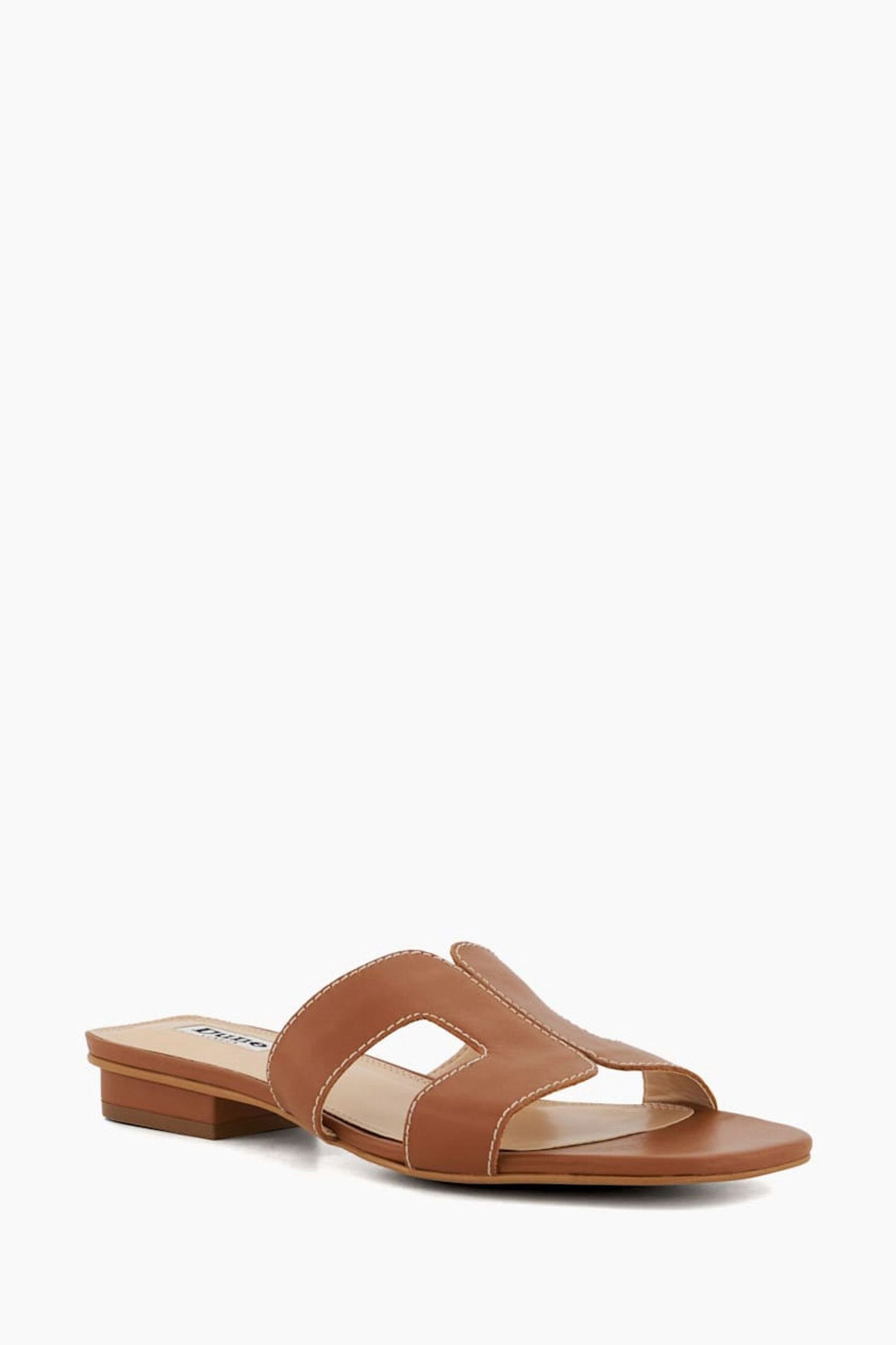 tan leather slider