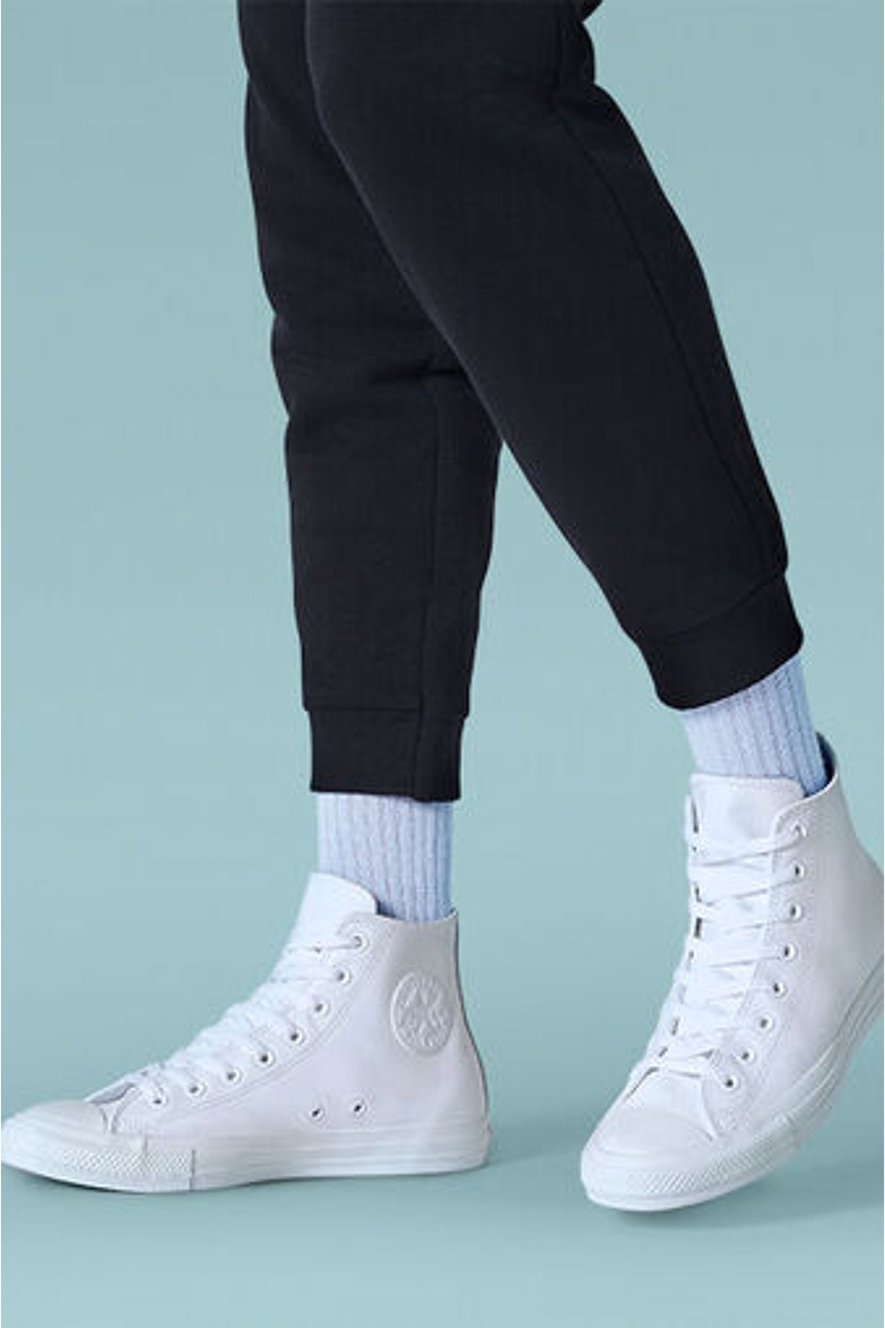 converse white ox trainers