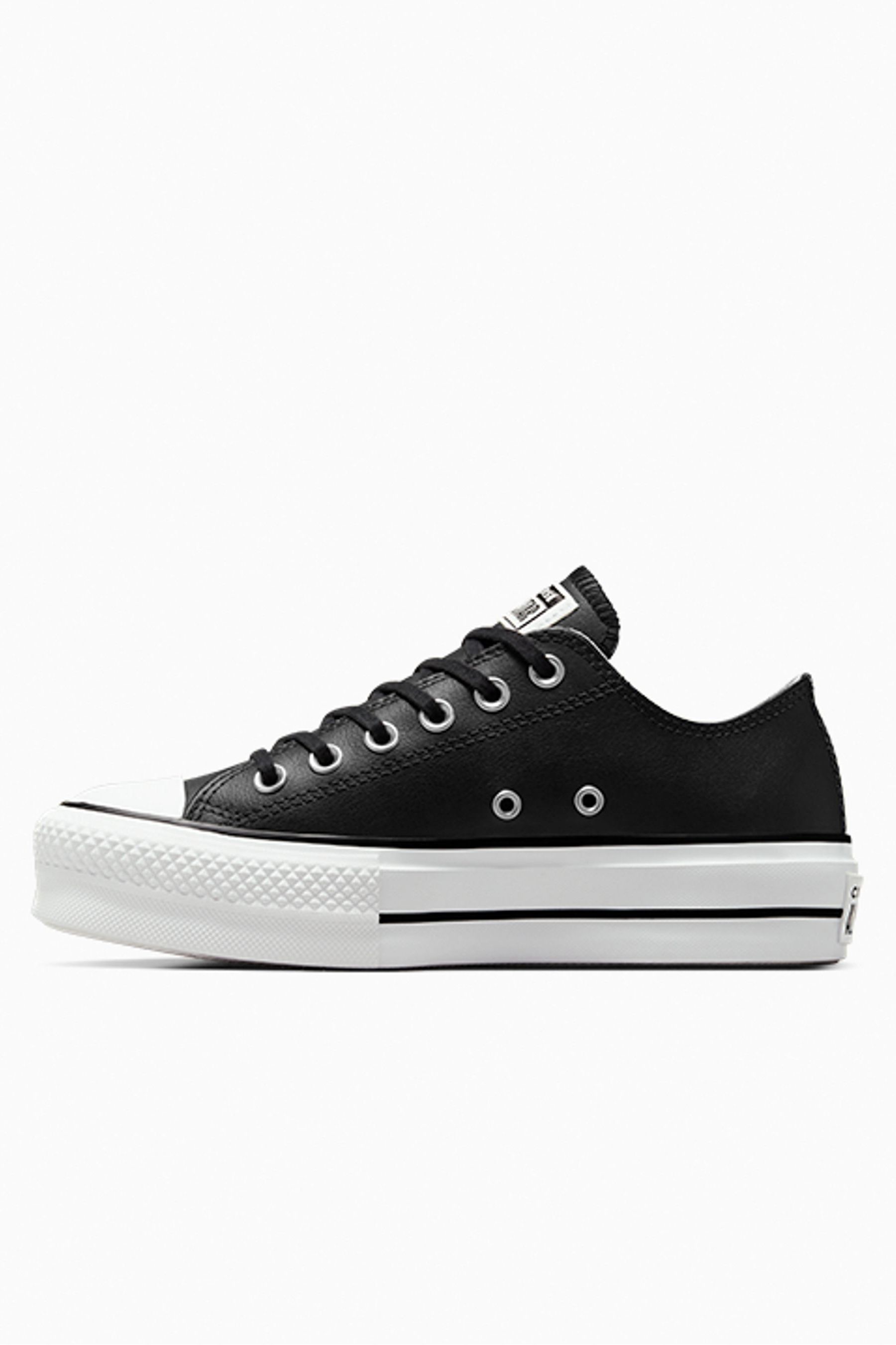 chuck taylor all star lift clean leather platform trainers