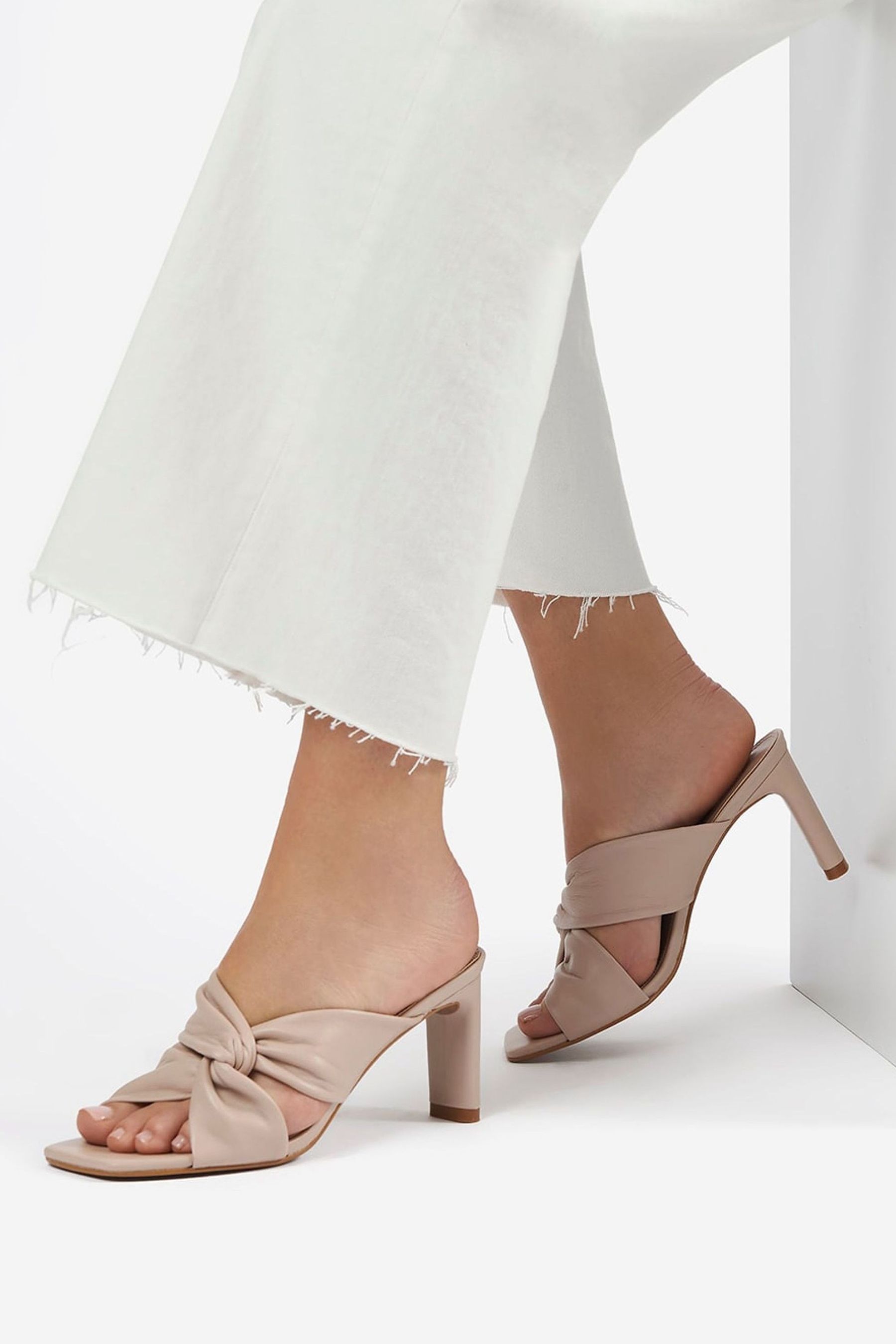 dune twist knot mule