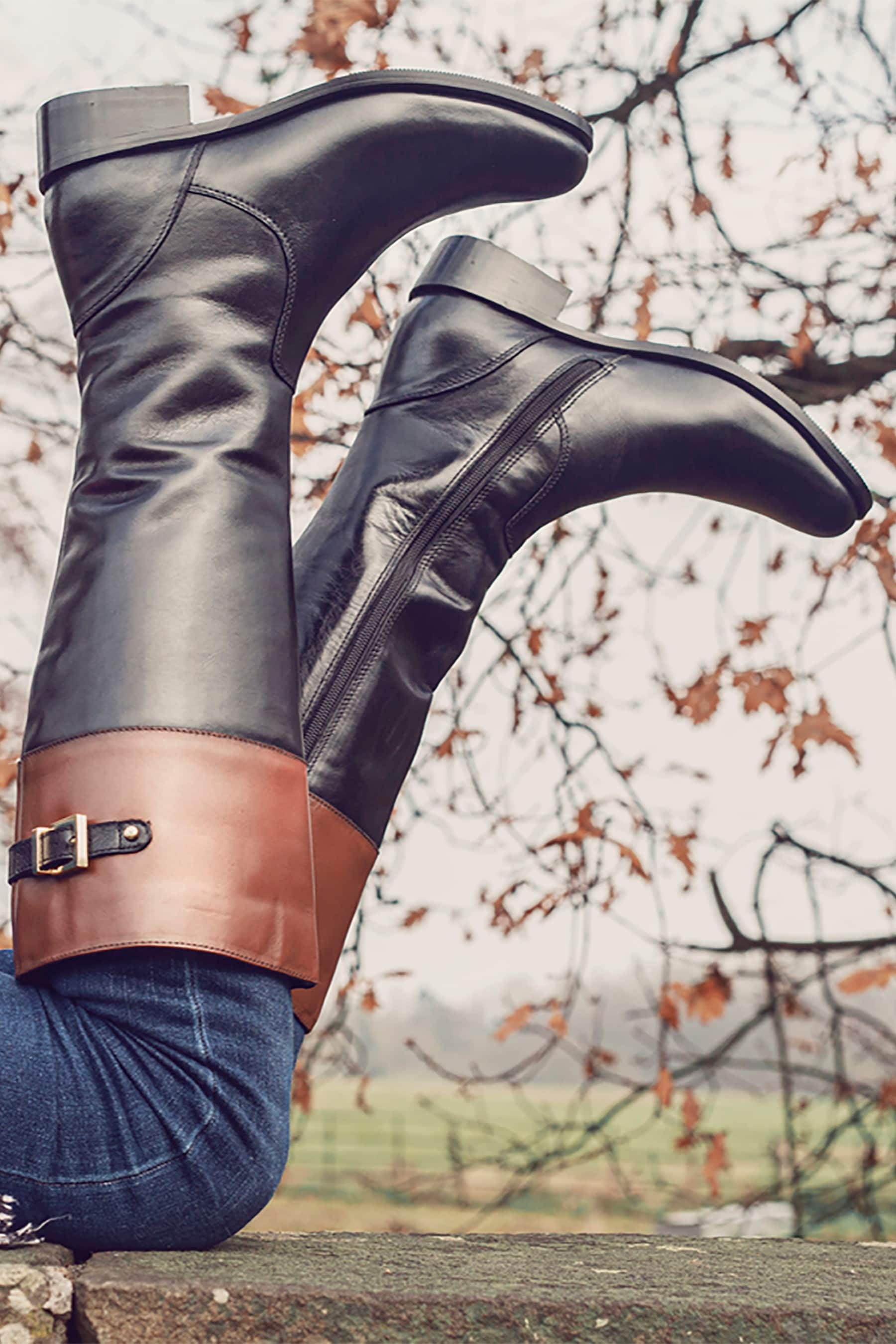 pavers leather boots sale