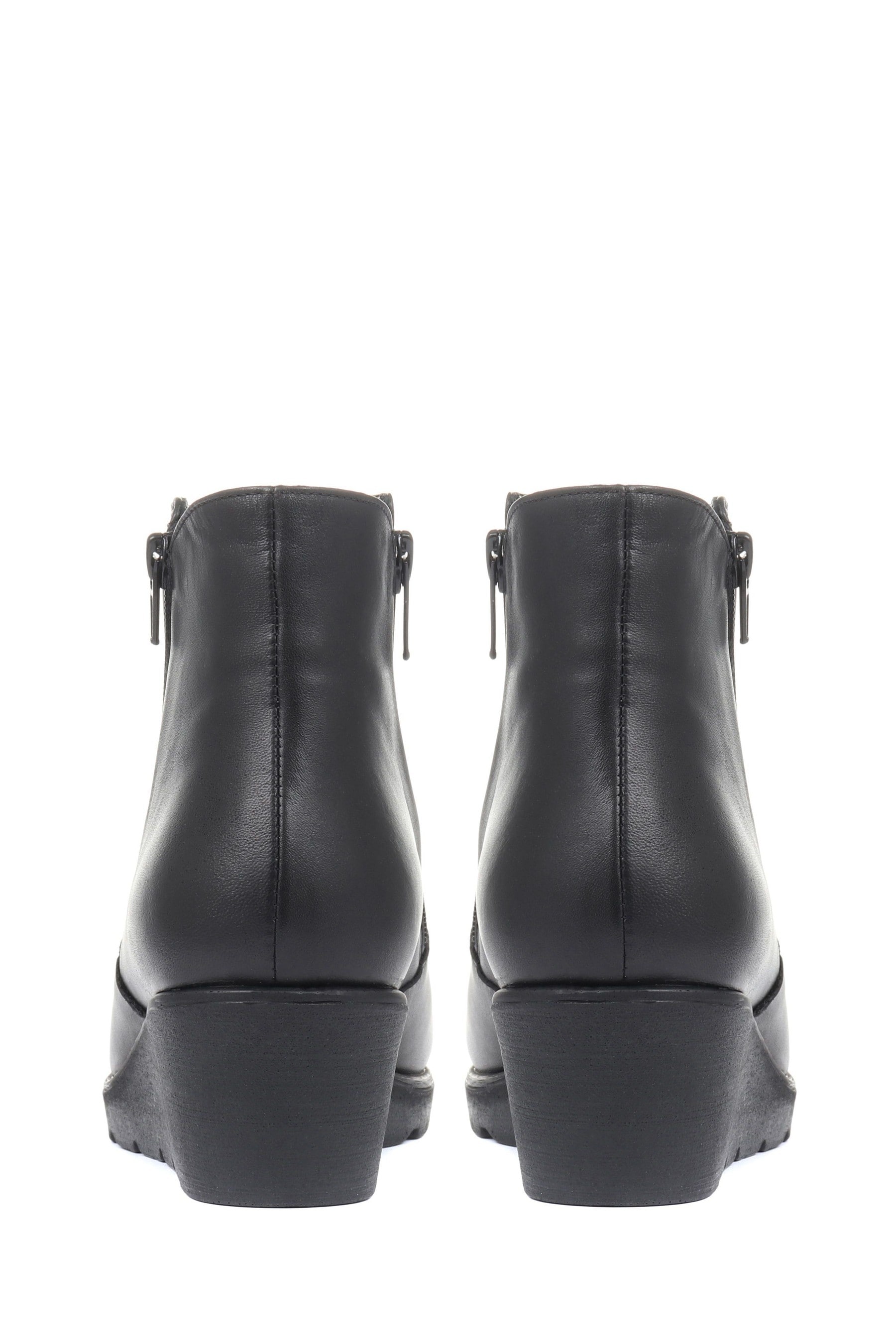 pavers leather boots sale