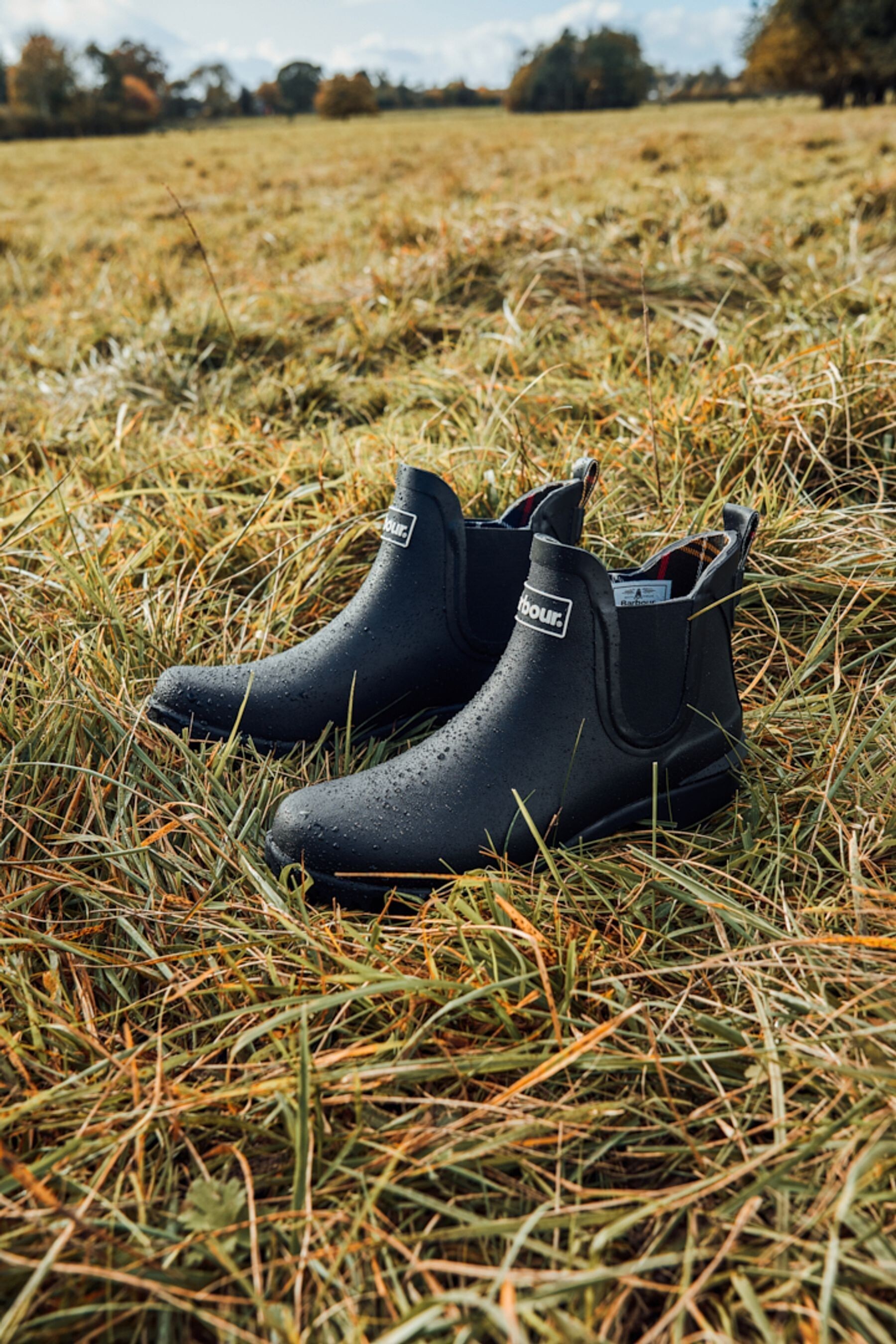 barbour wilton boot