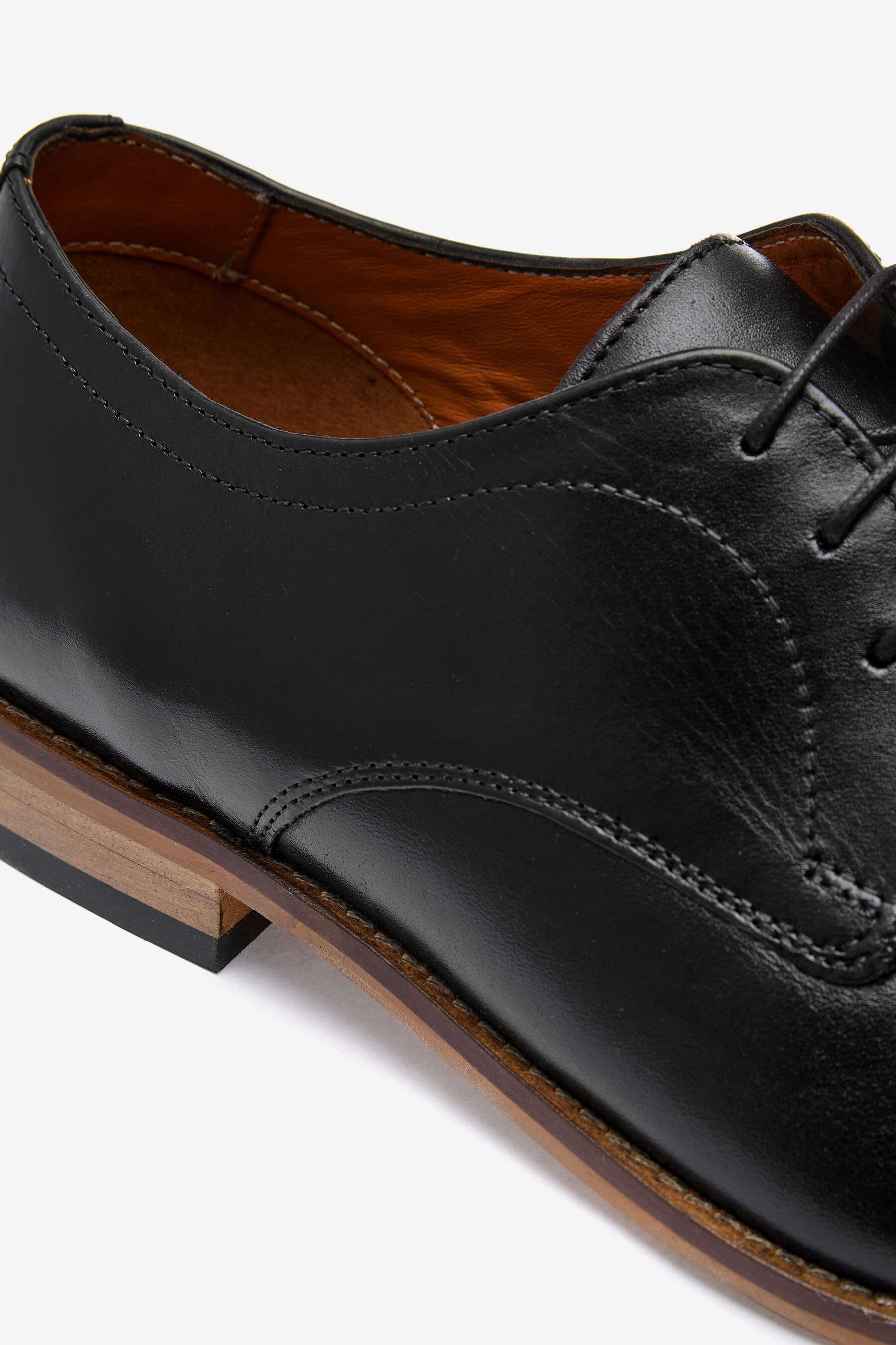 contrast sole derby shoes