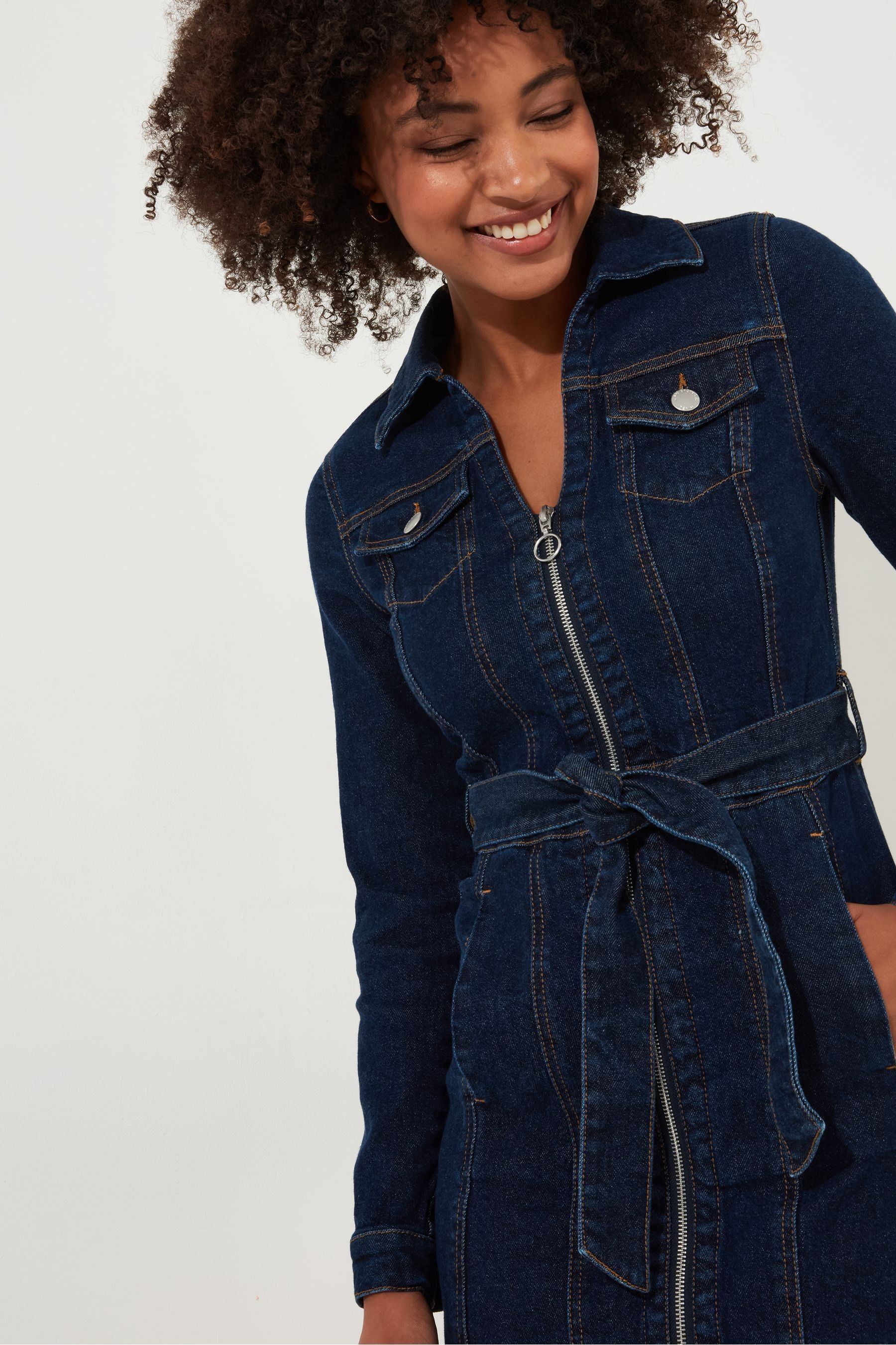 Joe Browns Tuta Donna Gamba Dritta In Denim Elasticizzato Sostenibile - Con Cerniera, Lavaggio Scuro - 2