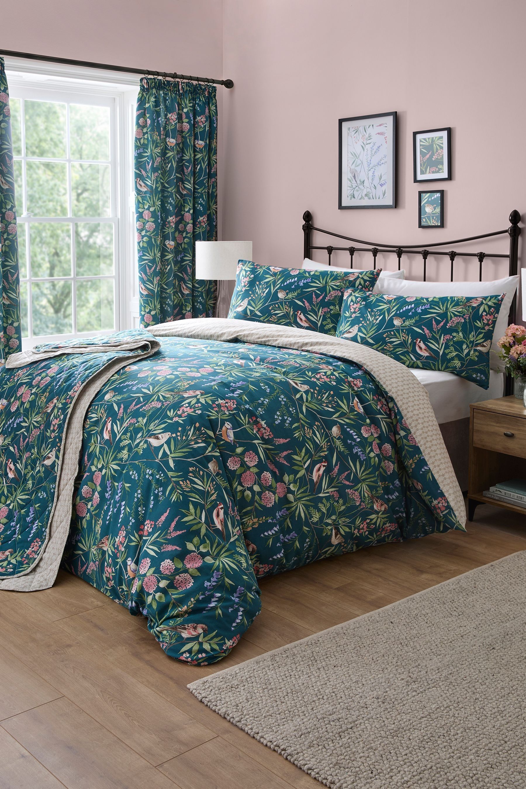Buy D&D Caraway Reversible Duvet Cover Set from the Laura Ashley online