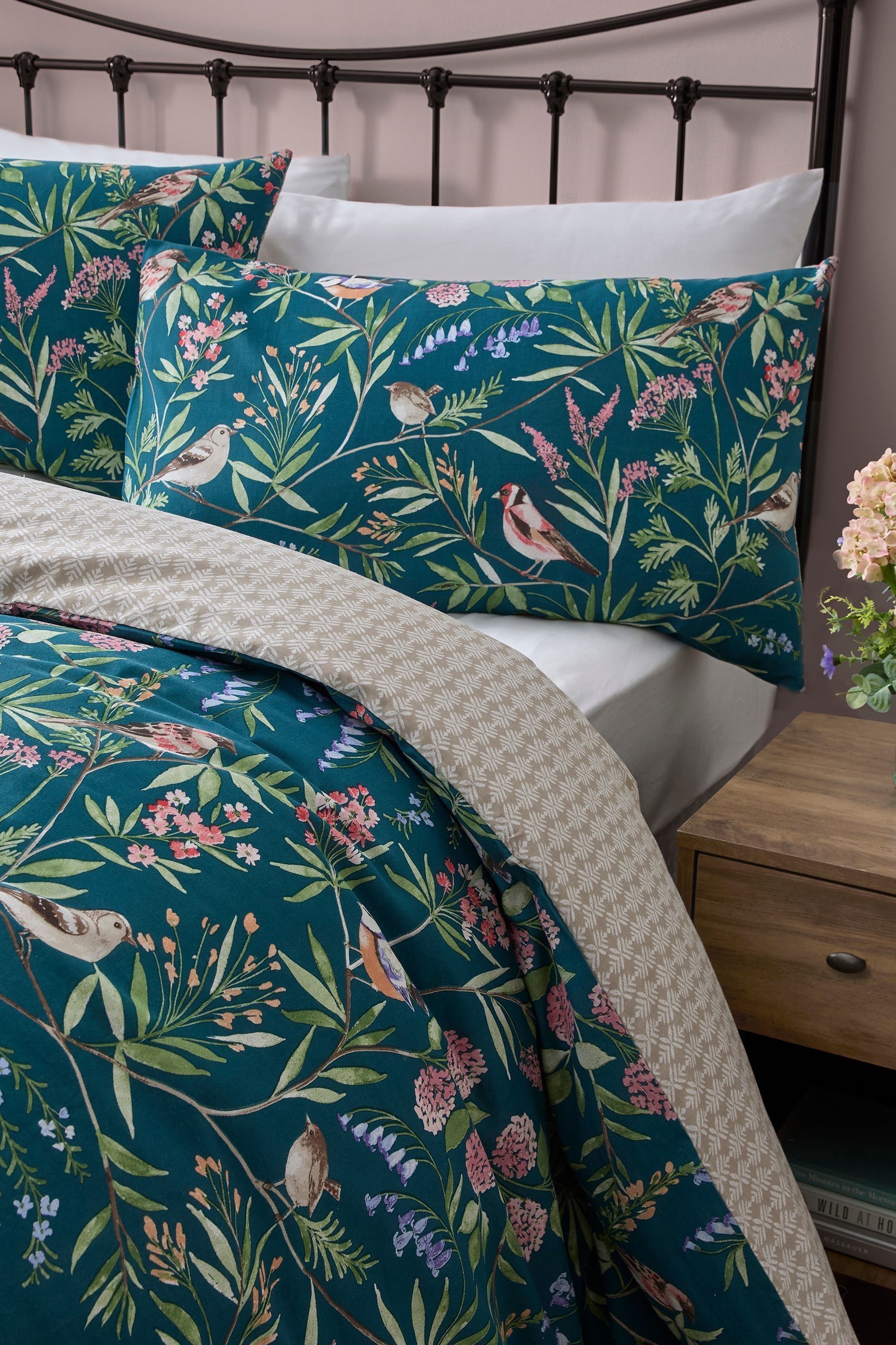 Buy D&D Caraway Reversible Duvet Cover Set from the Laura Ashley online