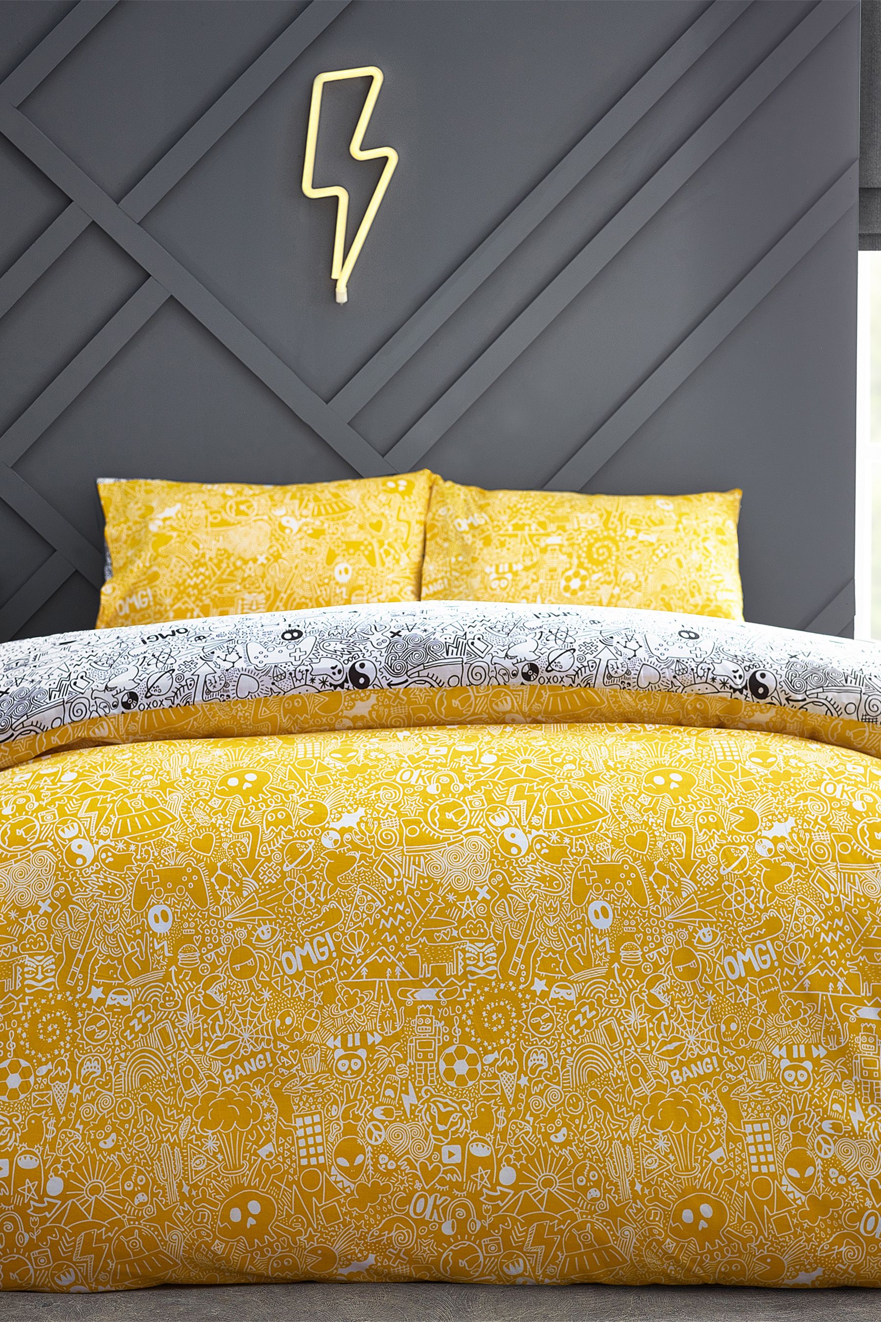 Furn. Alchemy – Set Copripiumino Con Simboli Astratti E Retro Floreale, Morbido In Policotone, Chiusura A Bottoni