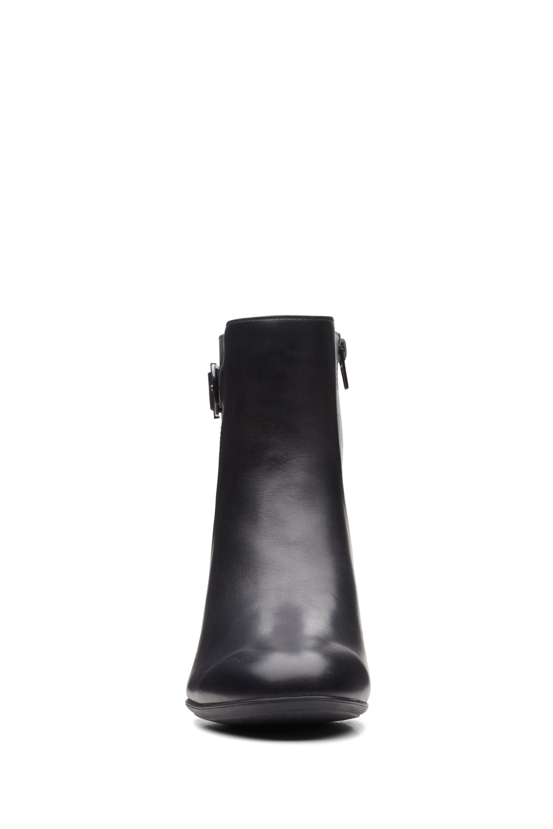 clarks linnae up black leather