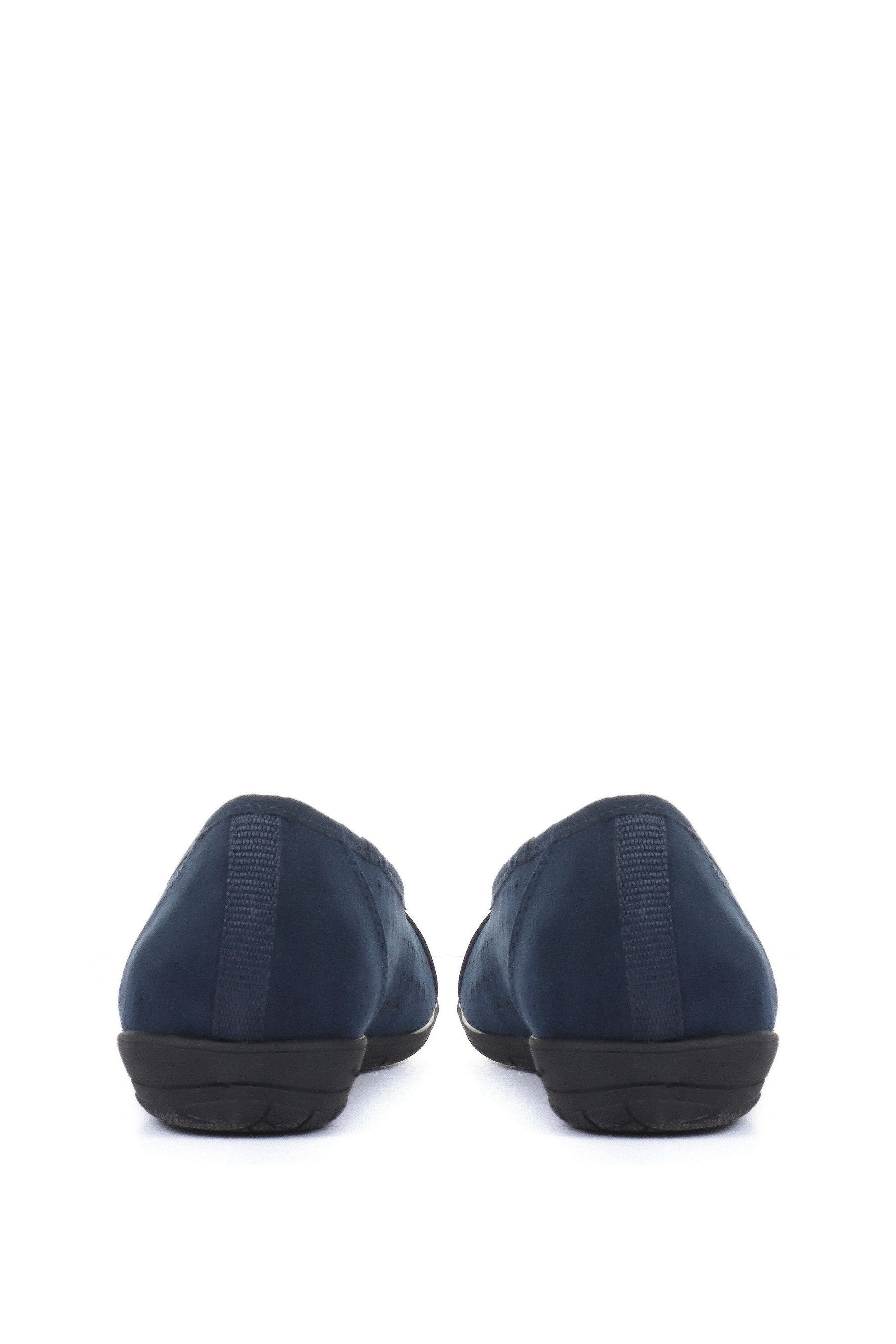 pavers flat pumps