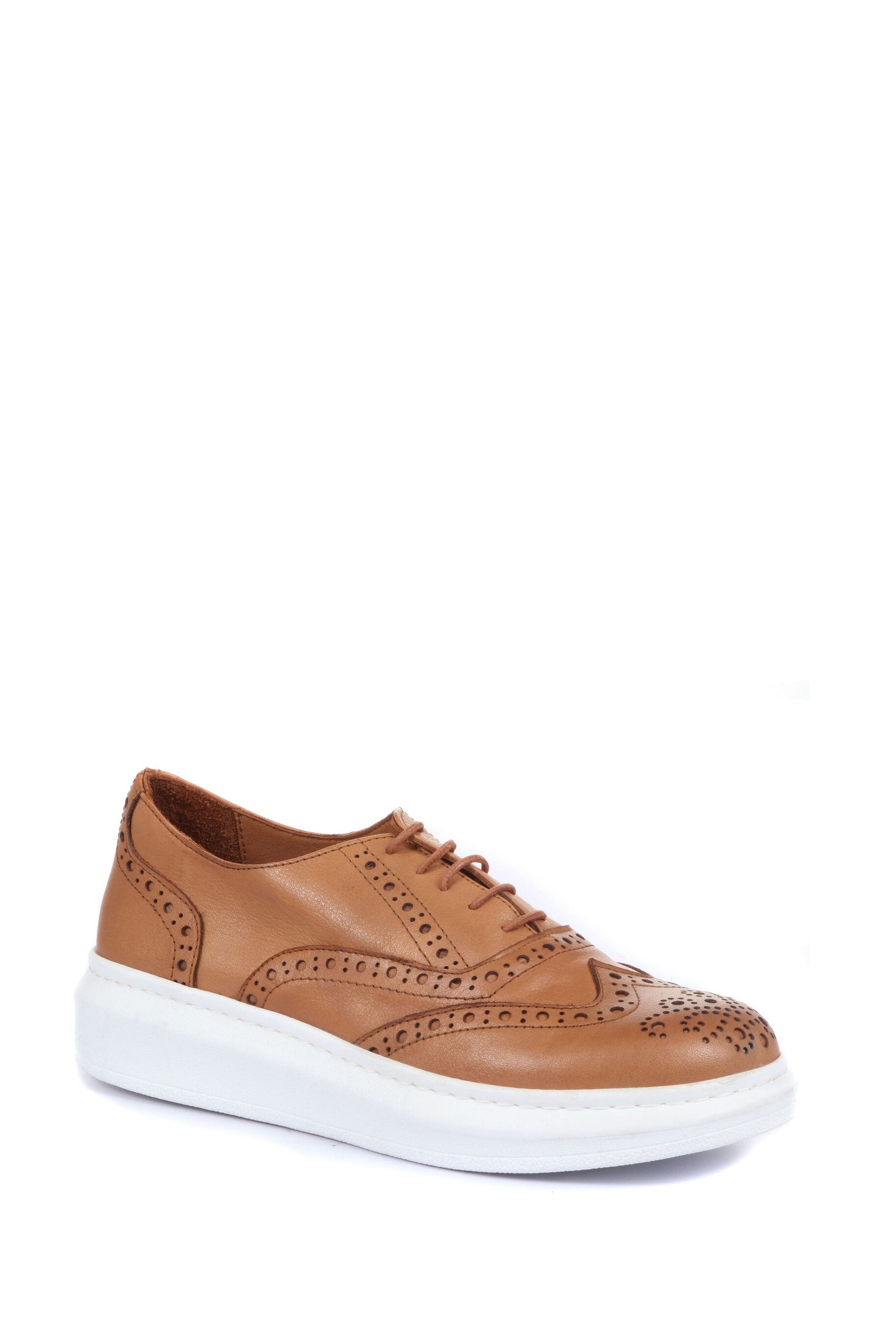 bellissimo leather trainer with zip detail