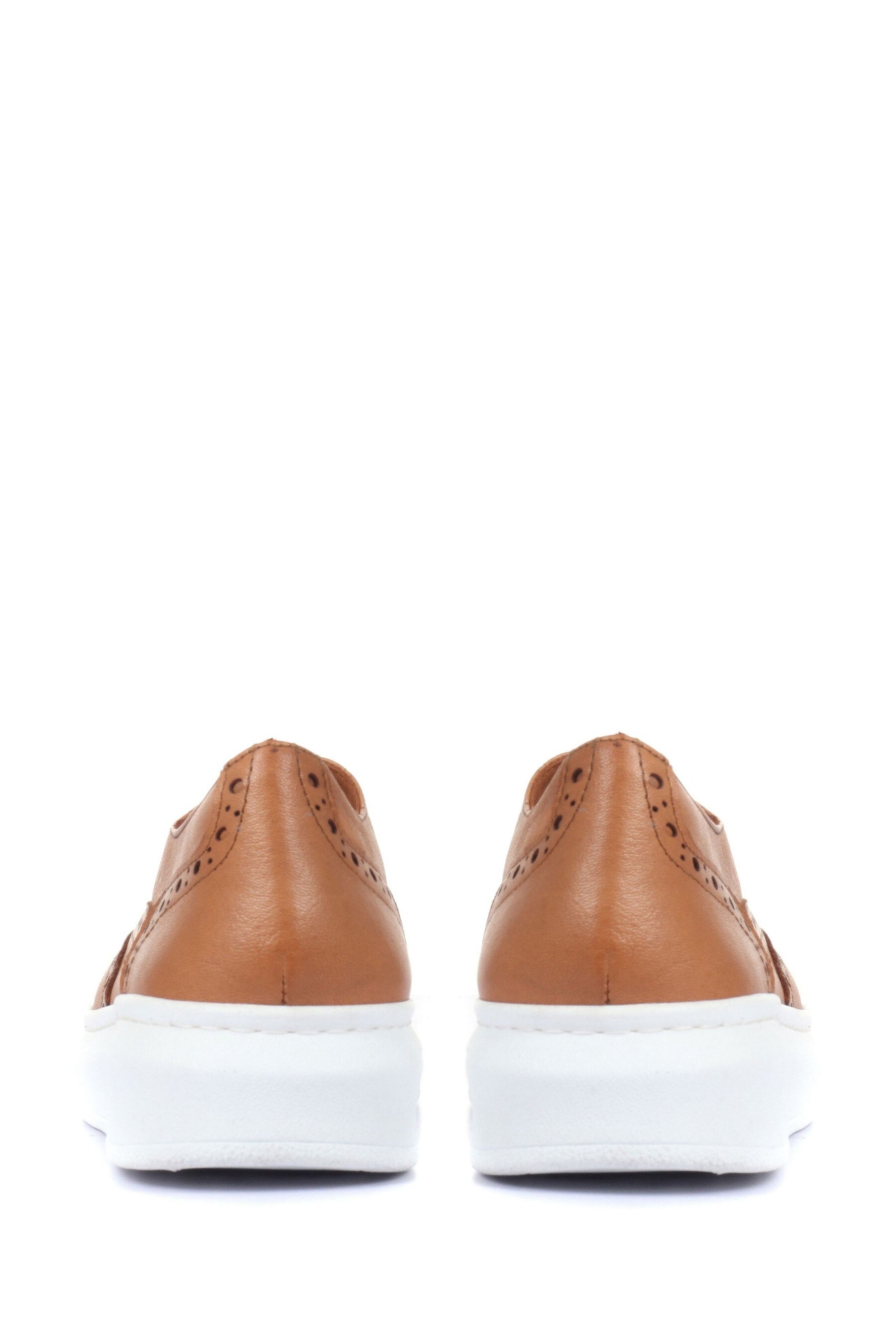 bellissimo leather trainer with zip detail