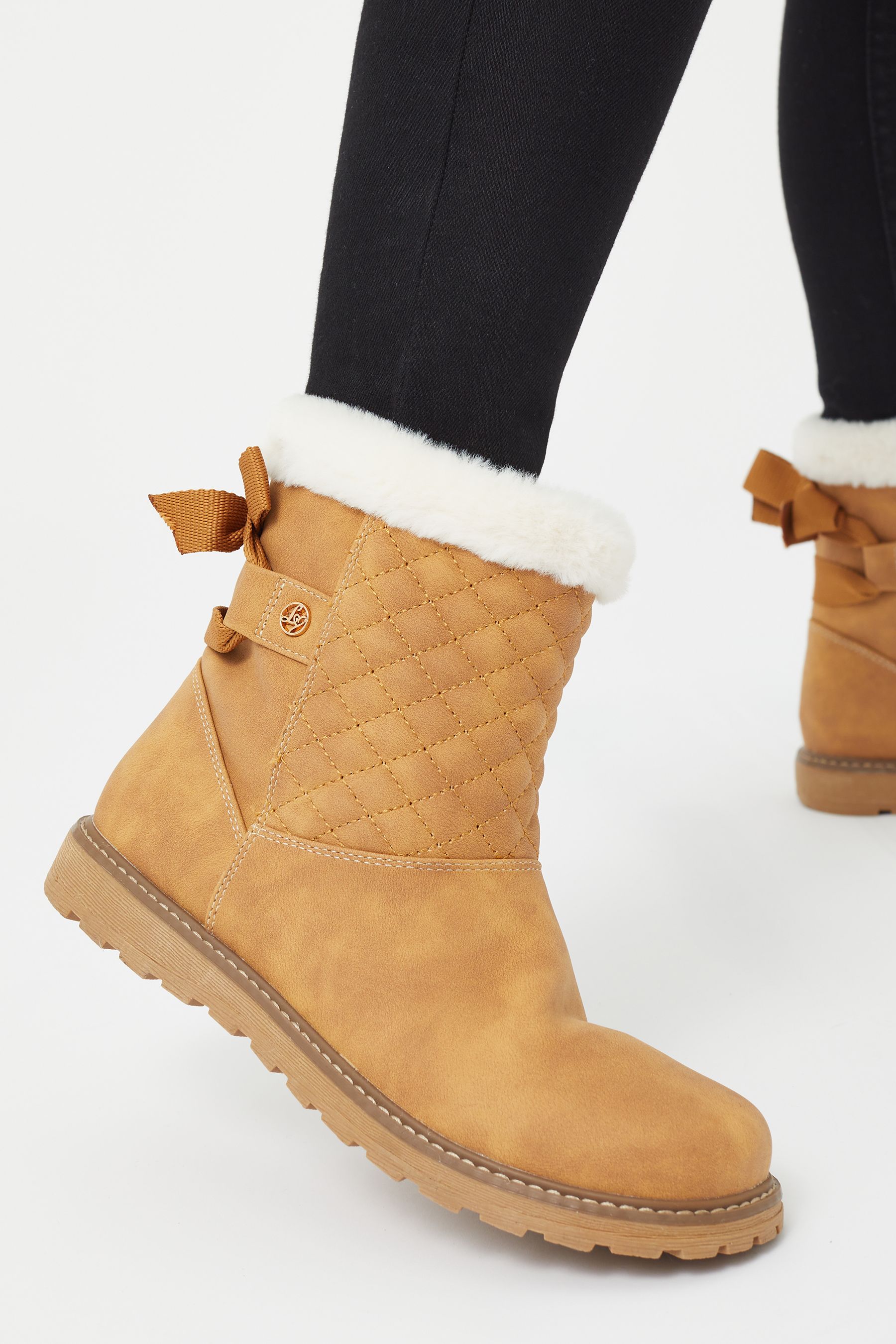 cougar vergio faux fur lined boot