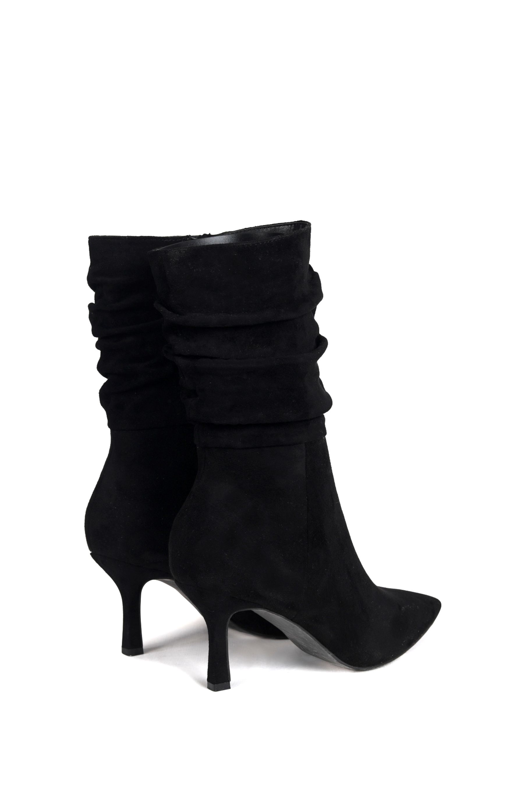kiki pointed toe boot
