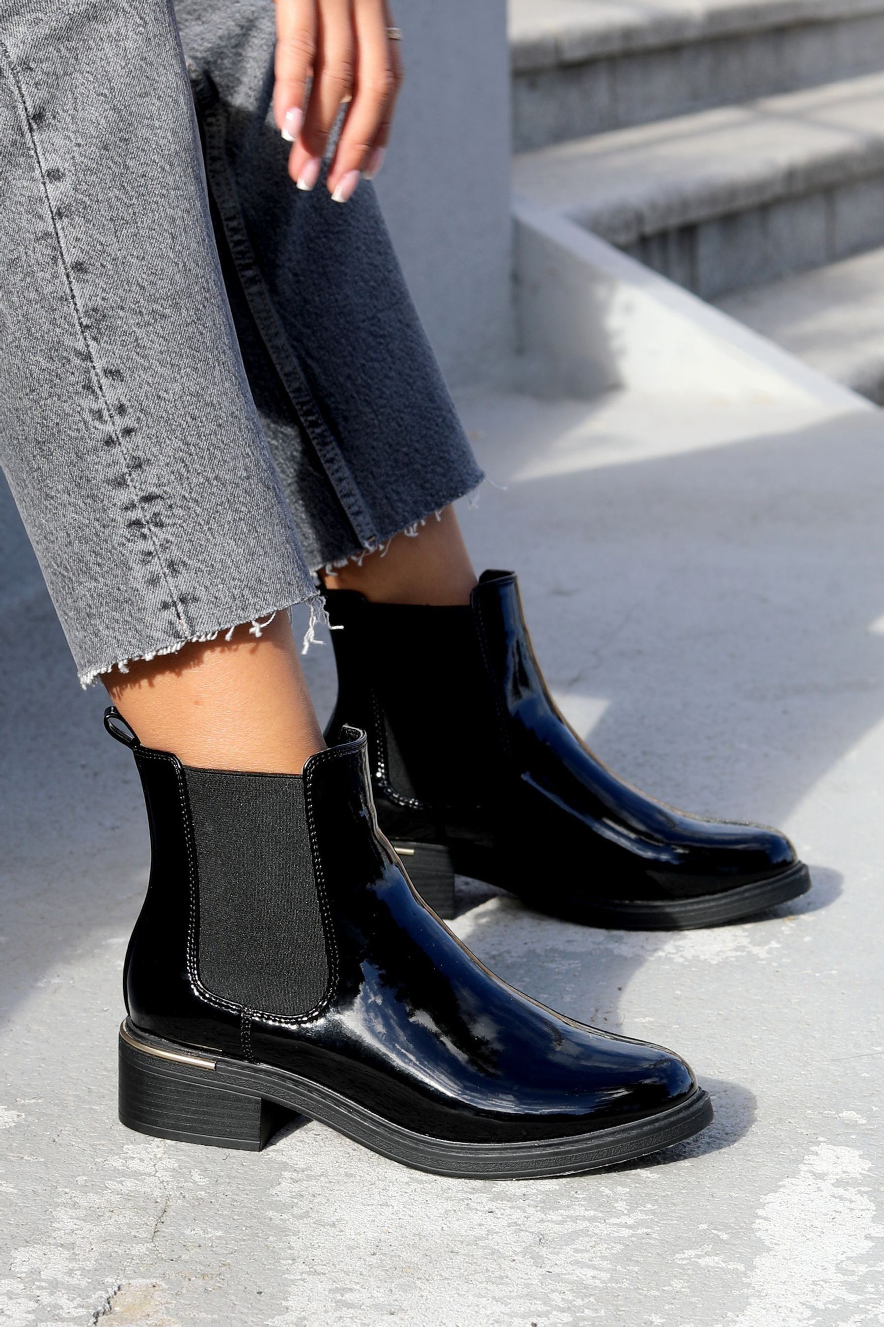 classics patent chunky chelsea boot