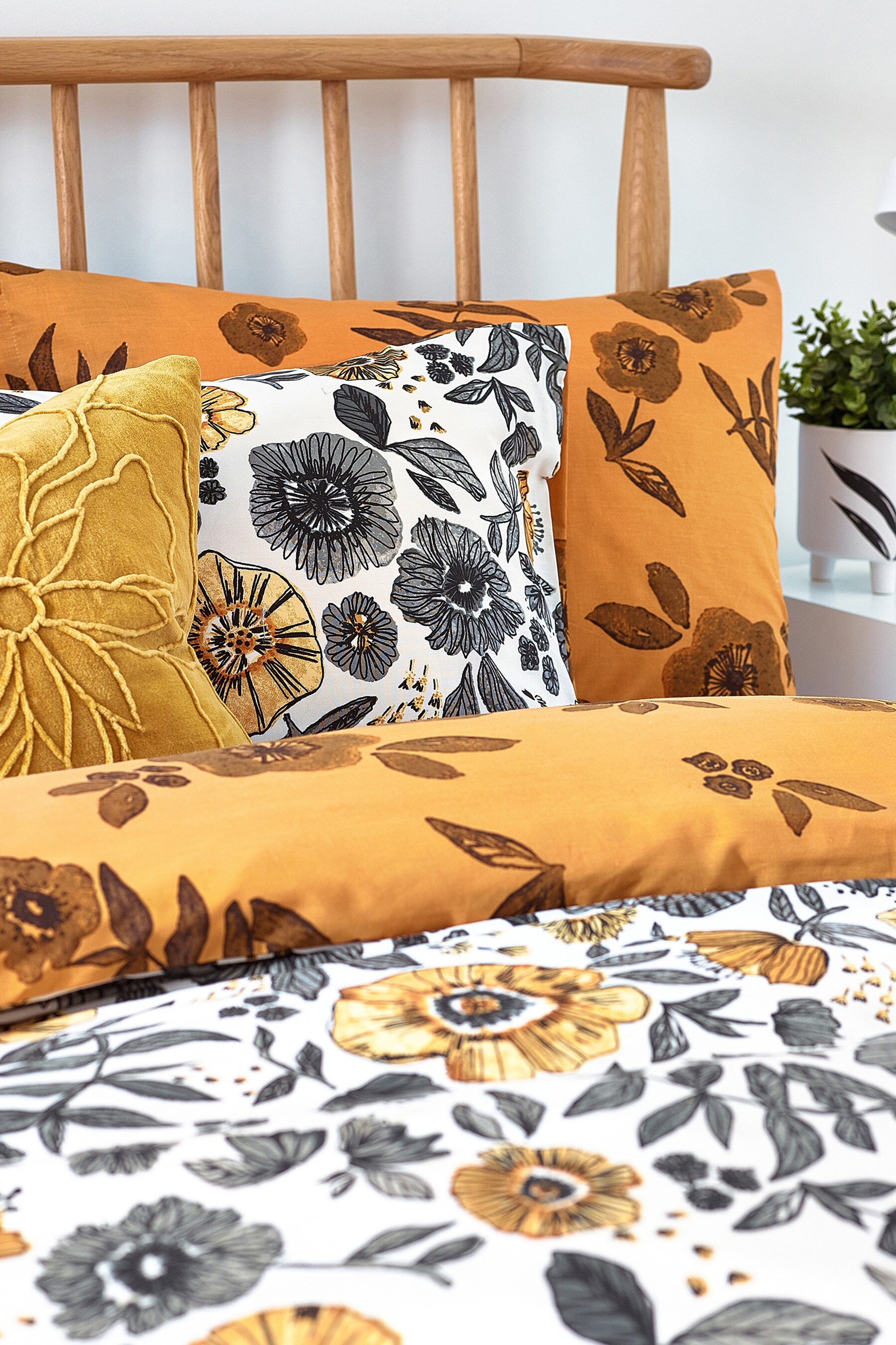Buy furn. Scandi Poppy Floral Reversible Duvet Cover and Pillowcase Set from Next Ireland