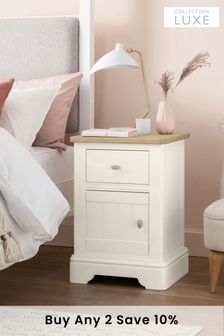 Chalk White Chalk White Hampton Country Collection Luxe Painted Oak 1 Drawer Bedside Table