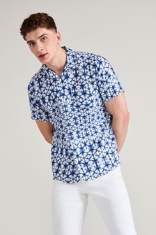 White/Blue Print Short Sleeve Shirt