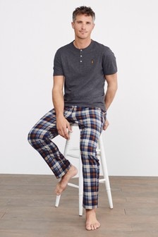 Mens loungers next