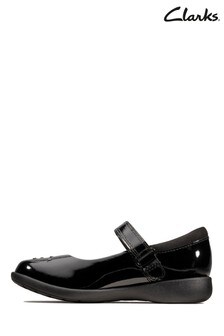 clarks kids ie
