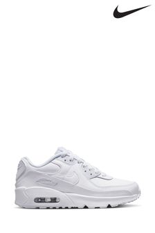 younger boys nike trainers