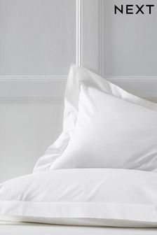 White Set of 2 White Cotton Rich Pillowcases