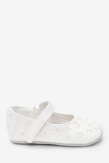 Newborngirlsfootwear Footwear Newborngirls Newbornunisex Next