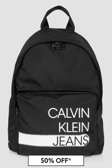 حقيبة ظهر سوداء للأطفال من Calvin Klein Jeans