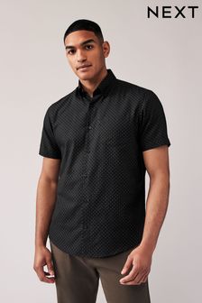 Black/Gold Geometric Easy Iron Button Down Short Sleeve Oxford Shirt