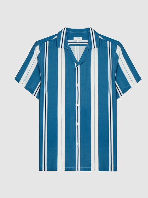 shirt collar stripes