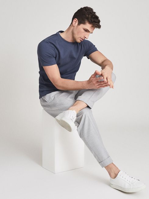 textured crew neck t shirt