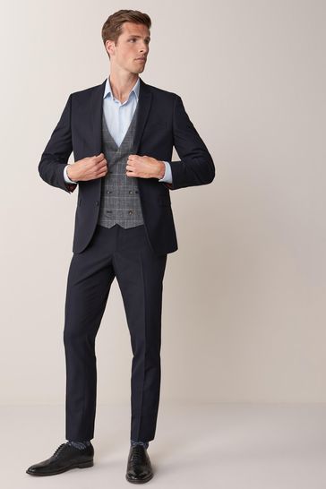 How to Style a Navy Blue Suit Jacket