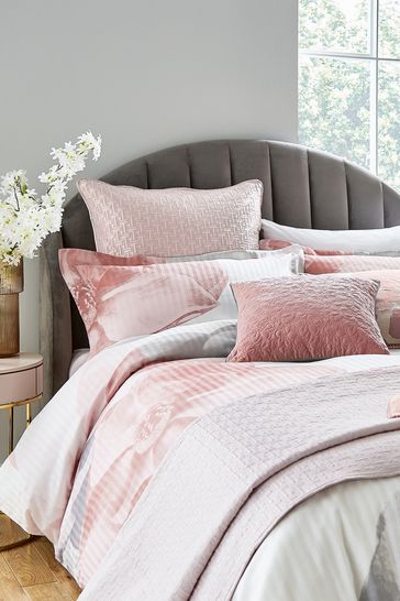 Ted top baker pillow