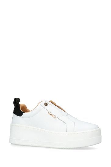 Laceless trainers 2025