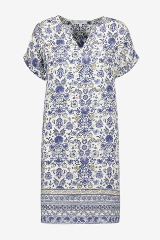 white linen kaftan dress