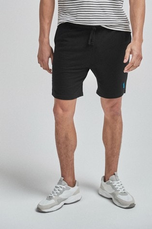 Pantalones cortos negros con diseño ligero
