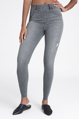 grey distressed skinny jeans