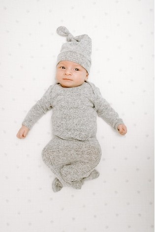 aden + anais Grey Snuggle Knit Knotted Gown And Hat Gift Set