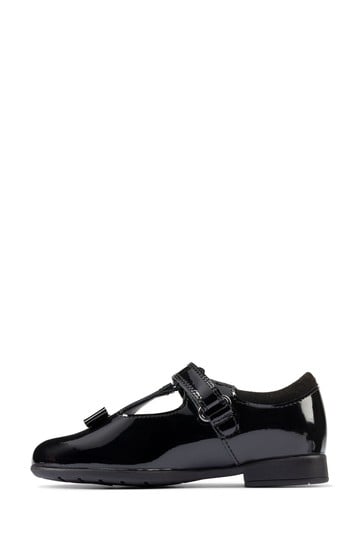 black patent infant shoes