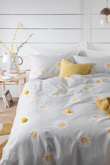 Grey Daisy Pom Pom Patterned Duvet Cover And Pillowcase Set