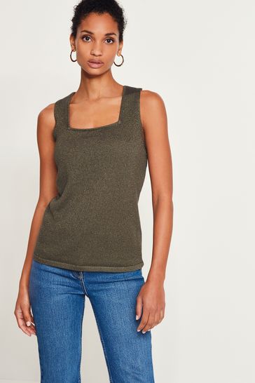 Wide strap cami store top