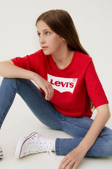 ® Levi's camiseta roja con el logotipo de Batwing recortado de gran altura