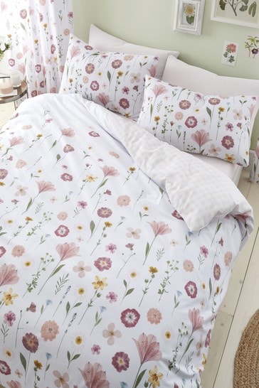 Catherine Lansfield Blush Pink Wildflowers Duvet Cover and Pillowcase Set