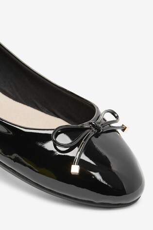 wide fit comfort shoes