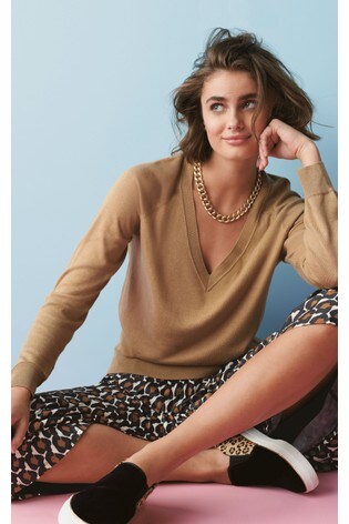Camel v neck jumper womens