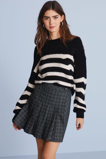 Black/Grey Check Kilt Mini Skirt