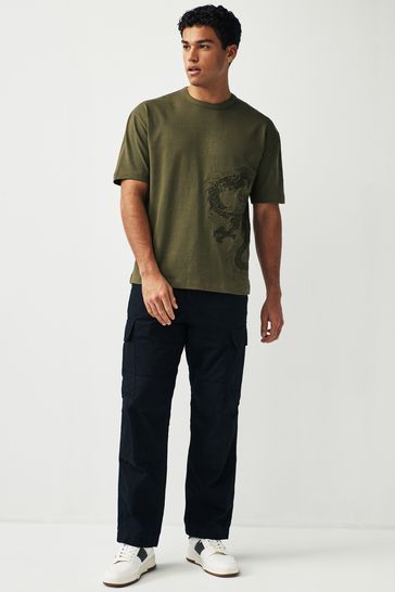 Khaki t shirt outfit hot sale
