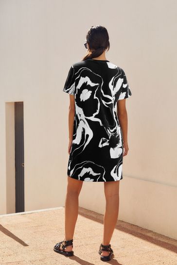 Monochrome hotsell dress next