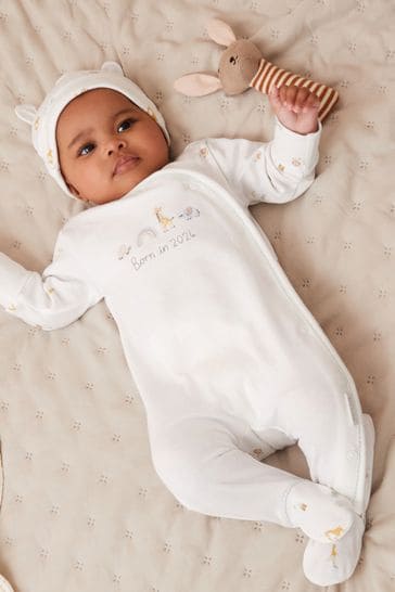 White Born in 2024 Baby Sleepsuit and Hat 2pc Set (0-9mths)