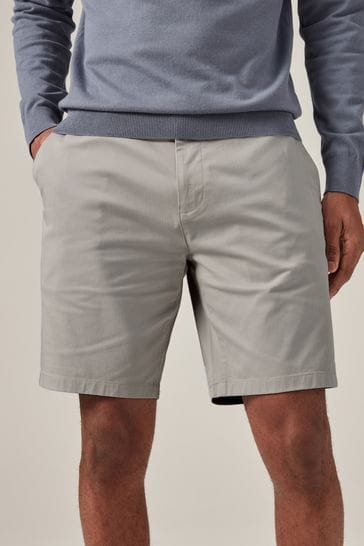 Pantalones cortos chinos en gris claro elásticos de corte slim